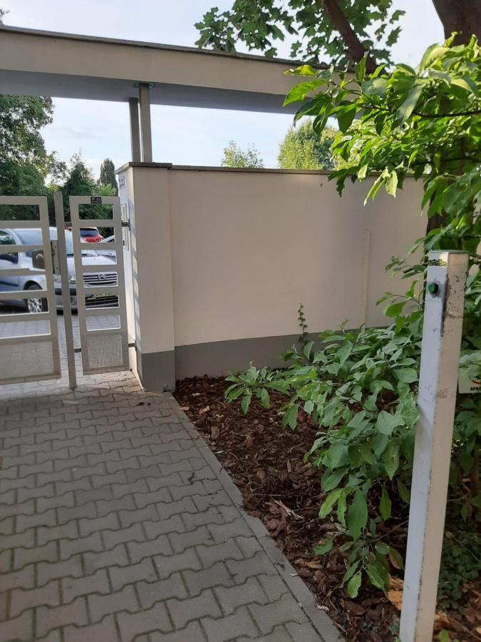 Ferienwohnung Apartament Di Trevi - Klimatyzacja Breslau Exterior foto